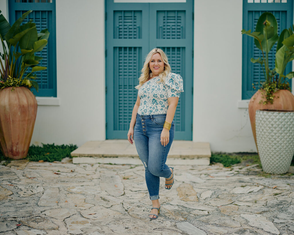 5 Fashion Trends This Summer- Denim Jeans with One Shoulder Floral Puff Sleeve Top