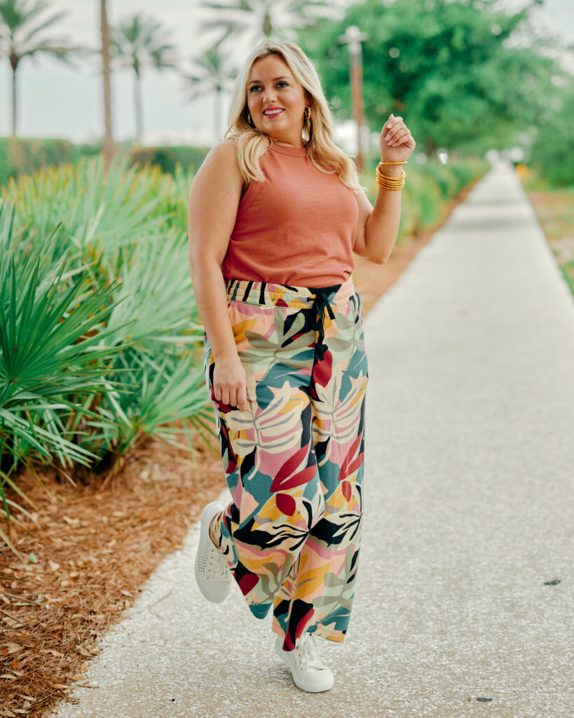 Summer Outfit Ideas - Top and Floral Pants from Loft